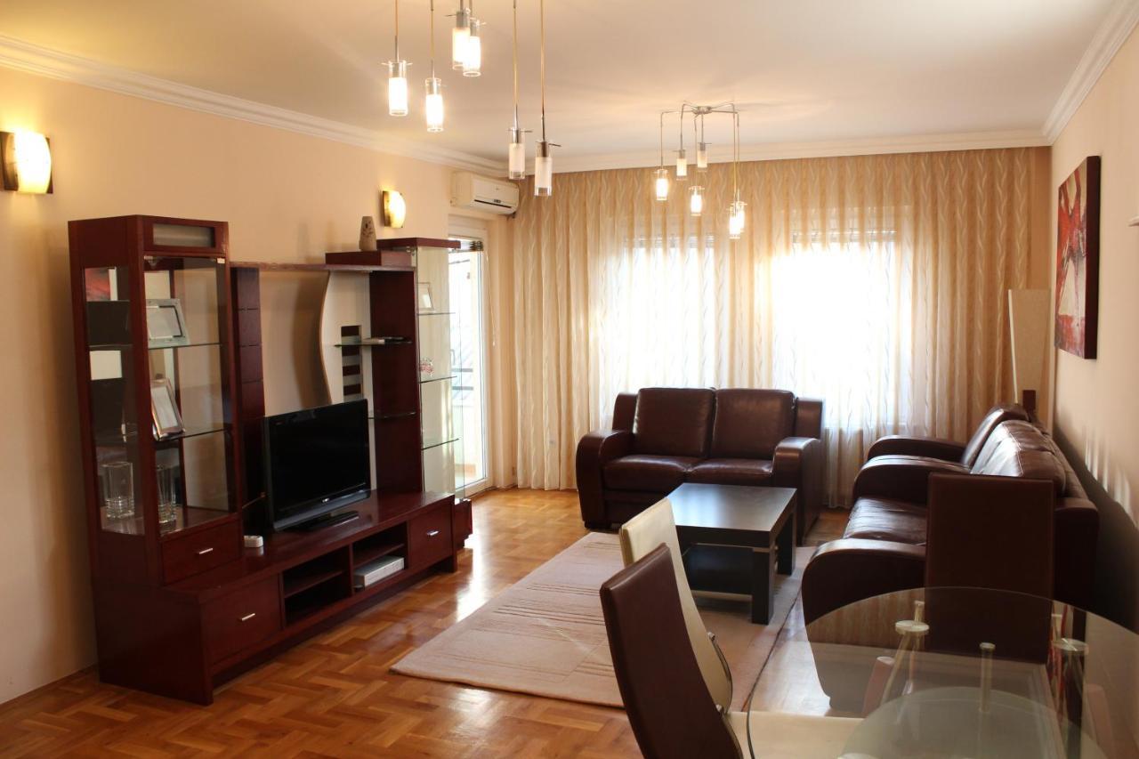 Hana Apartments Prishtina Priştine Dış mekan fotoğraf